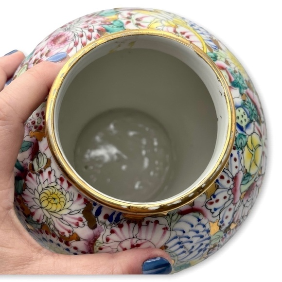 Vintage Millefleurs Japanese PorcelainWare Temple Jar Made in Hong Kong - Picture 7 of 11